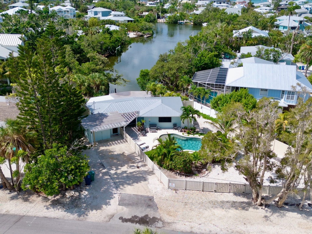 Palm Trees and Manatees by Anna Maria Vacations
