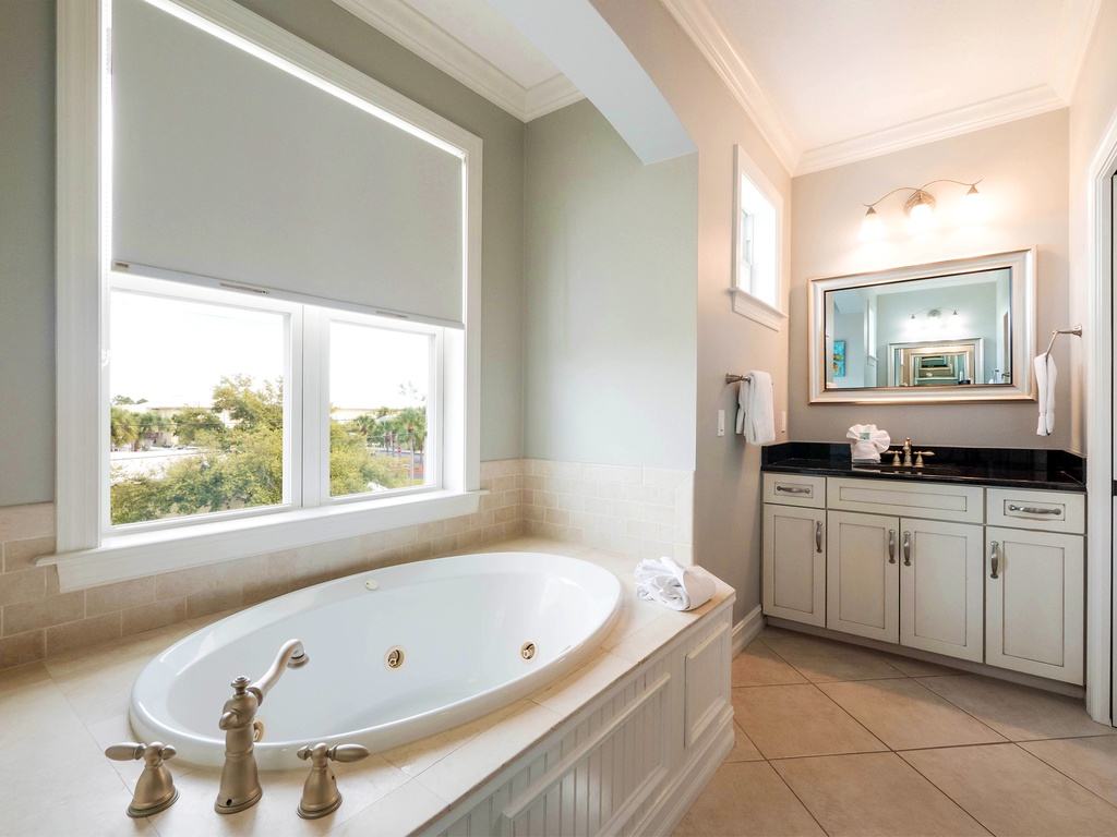 Primary Bedroom enSuite Bathroom