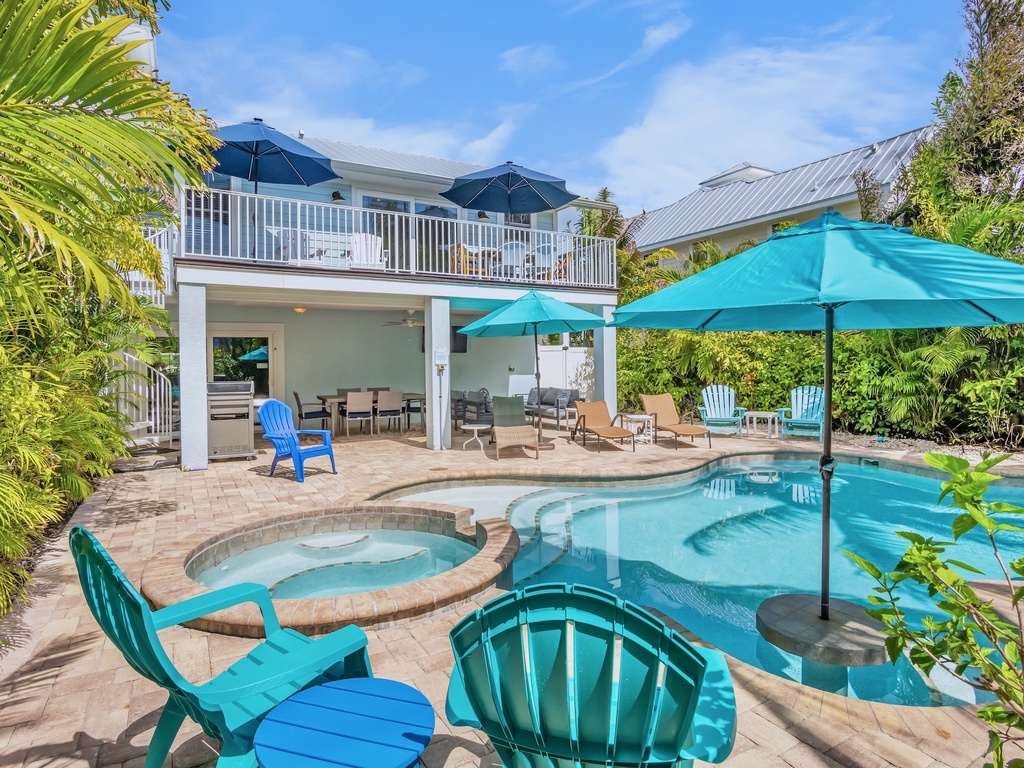 Poolside Seating