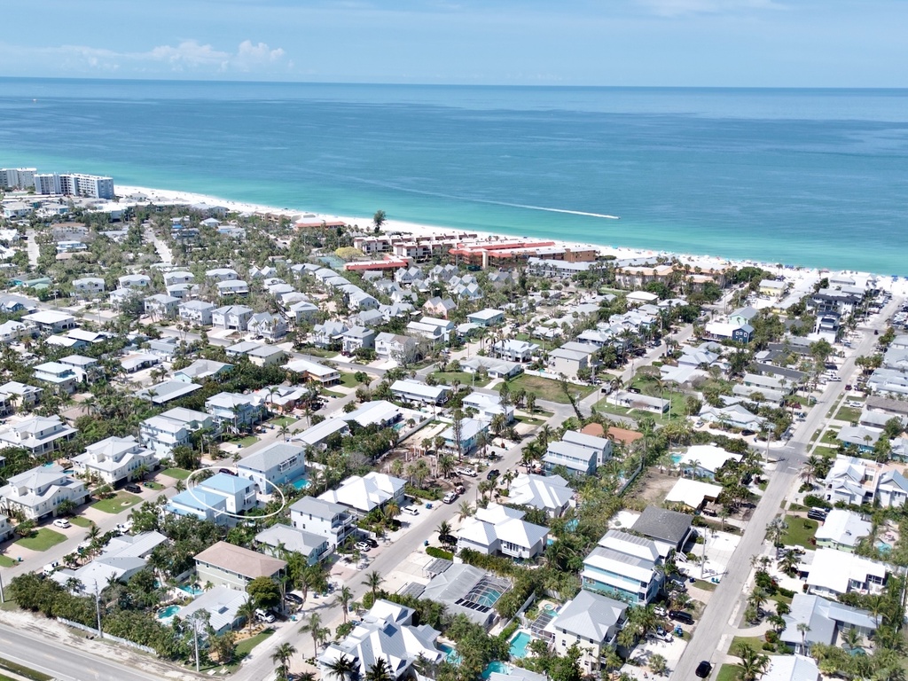 Sand Dollar by Anna Maria Island Accommodations