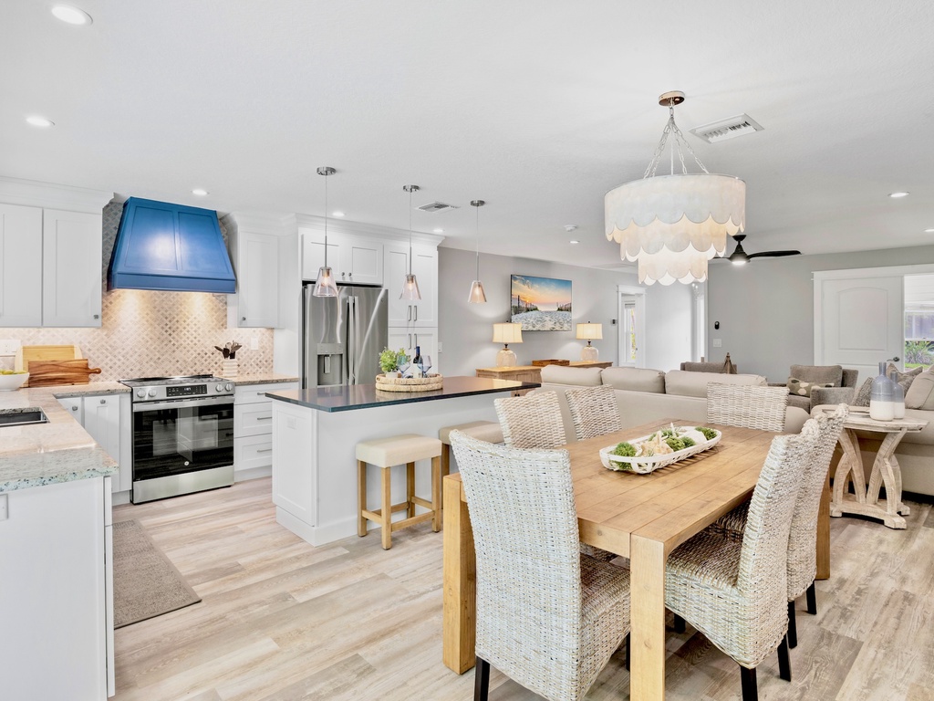 Kitchen, Dining Area