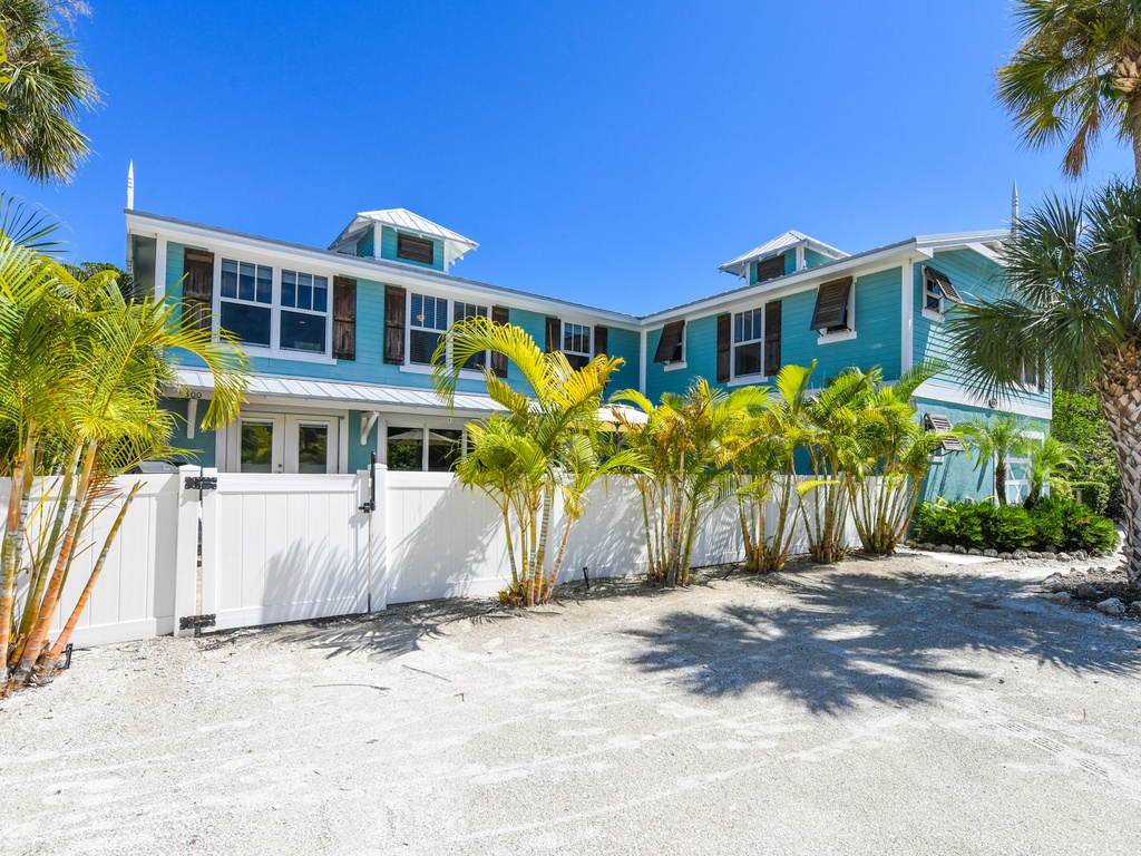 Sunrise Shore - AMI Locals