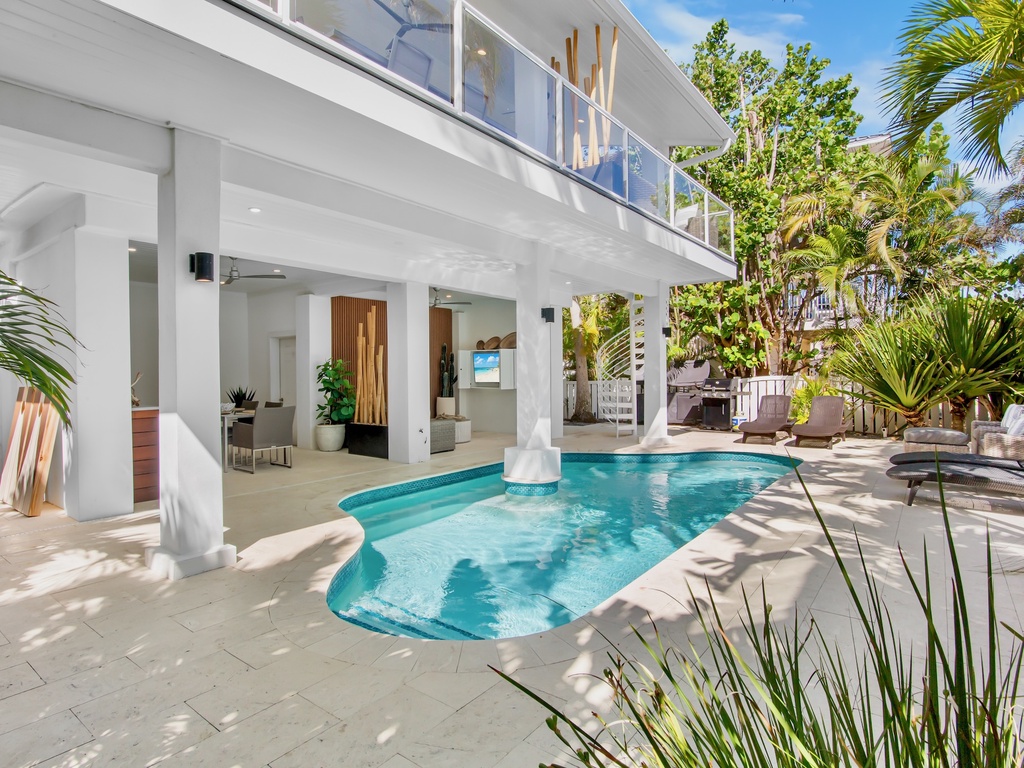 Private Pool