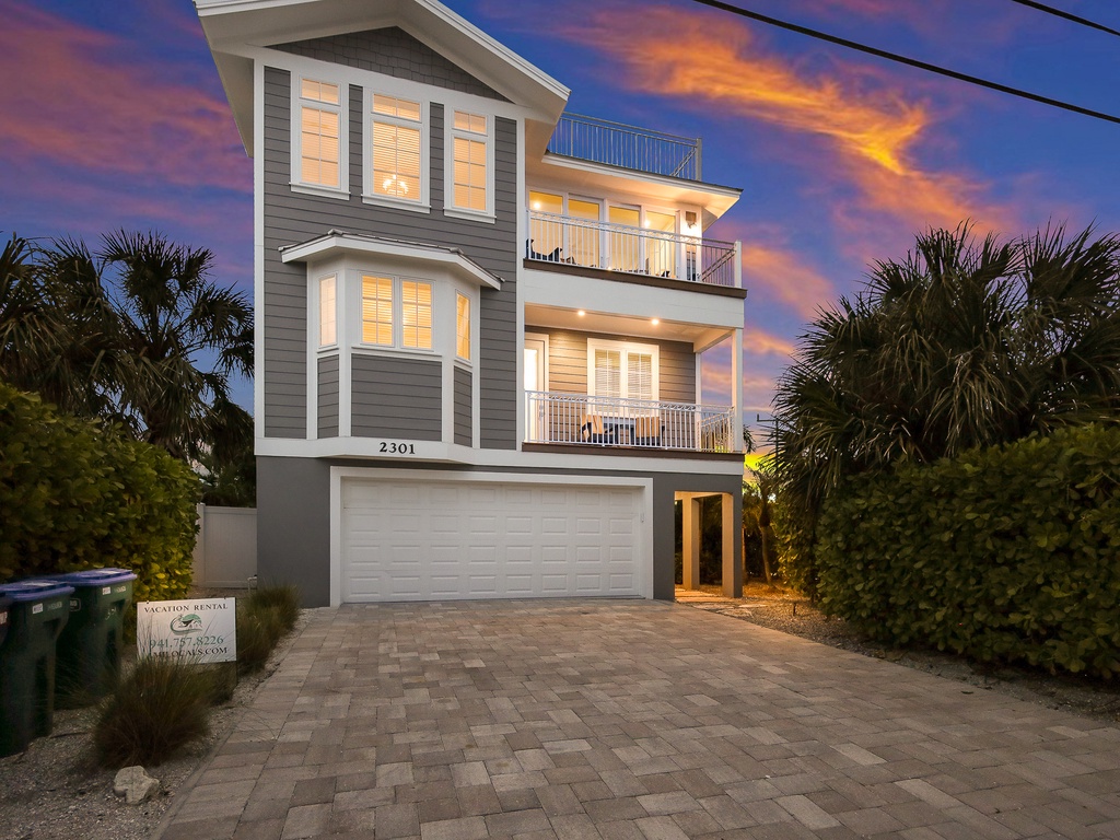 Front Facade - AMI Locals