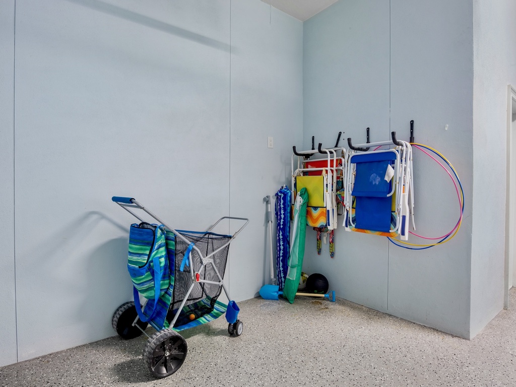 Exclusive beach gear included