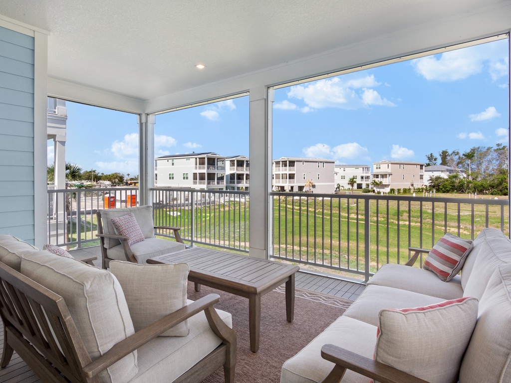 Main Balcony, Lounge Area