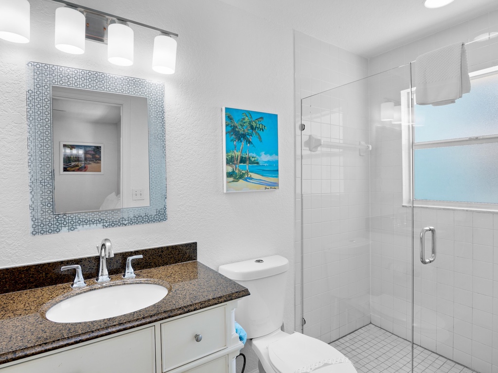 Second Bedroom - Ensuite Bathroom