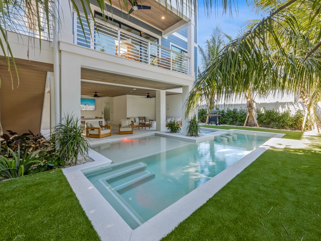 Private Pool and Spa