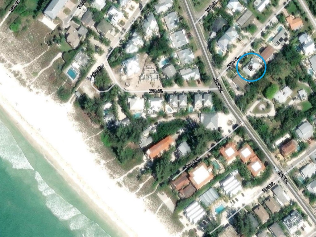 Close to Gulf Beaches!