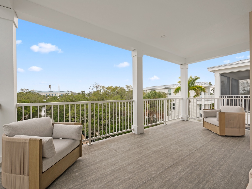 Outdoor Seating - Balcony