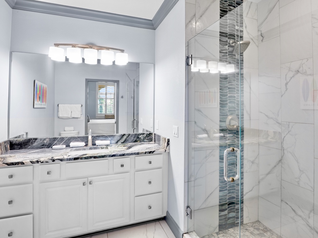 Primary Bathroom, Ensuite