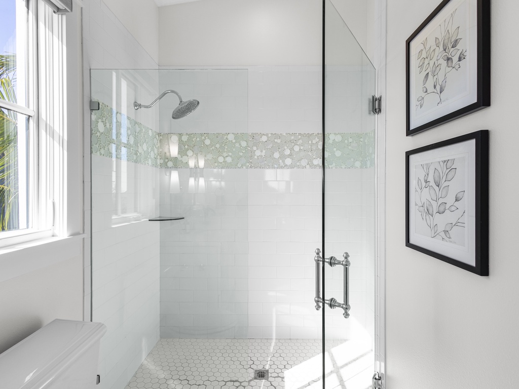 Sixth Bathroom, Ensuite