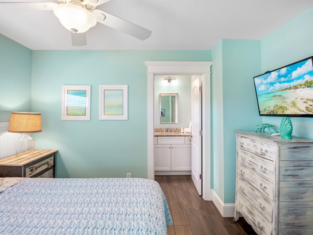 Primary Bedroom, King