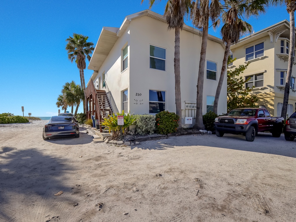 Exterior of Sunset Sands at Capri