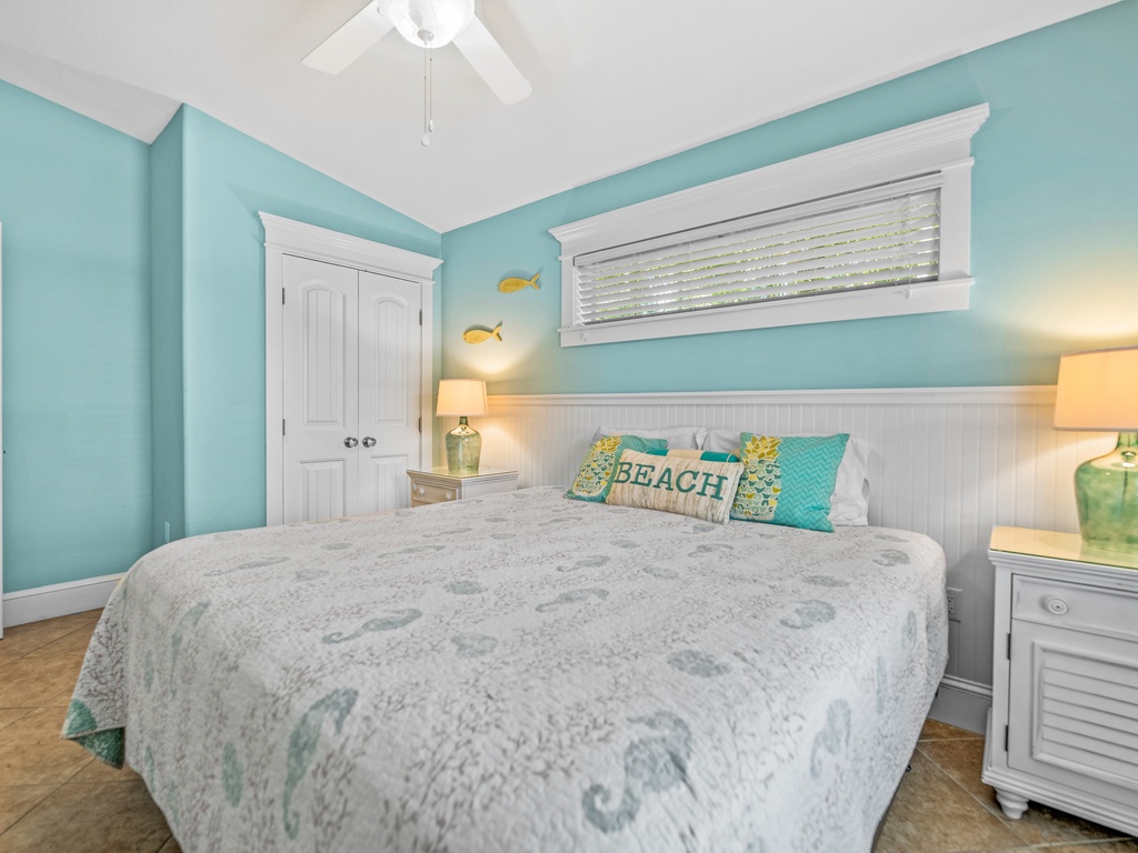 Additional Bedroom - King