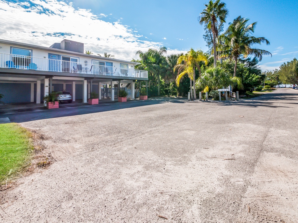 Seabreeze A - By Anna Maria Island Accommodations