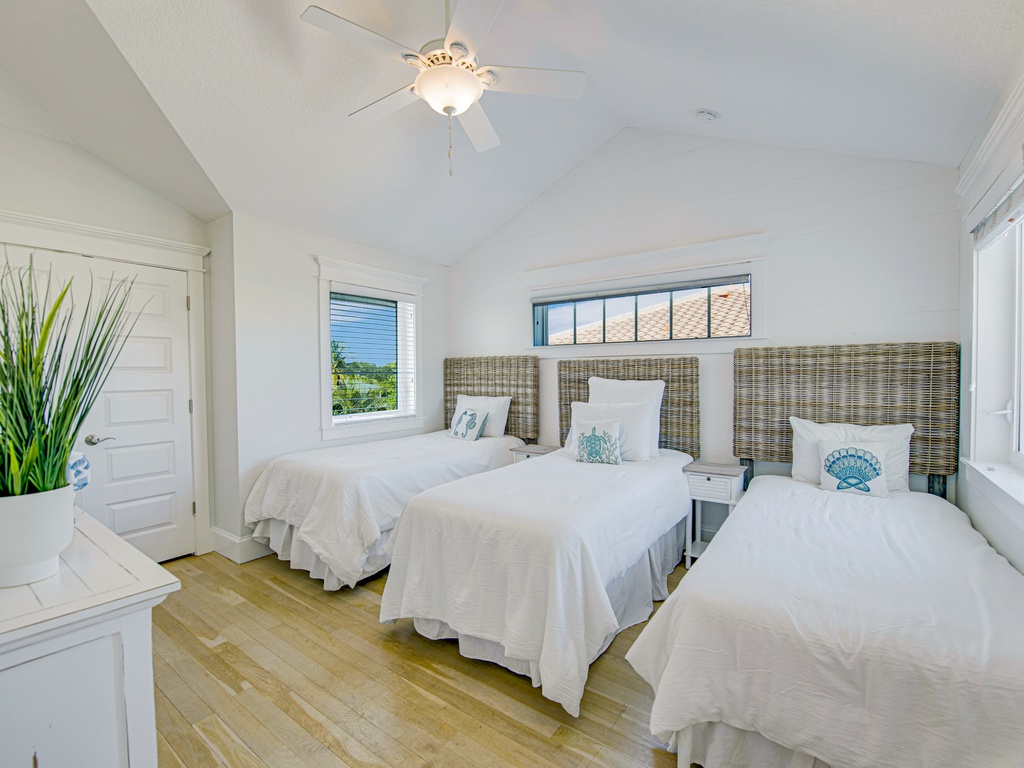 Serenity Beach - AMI Locals