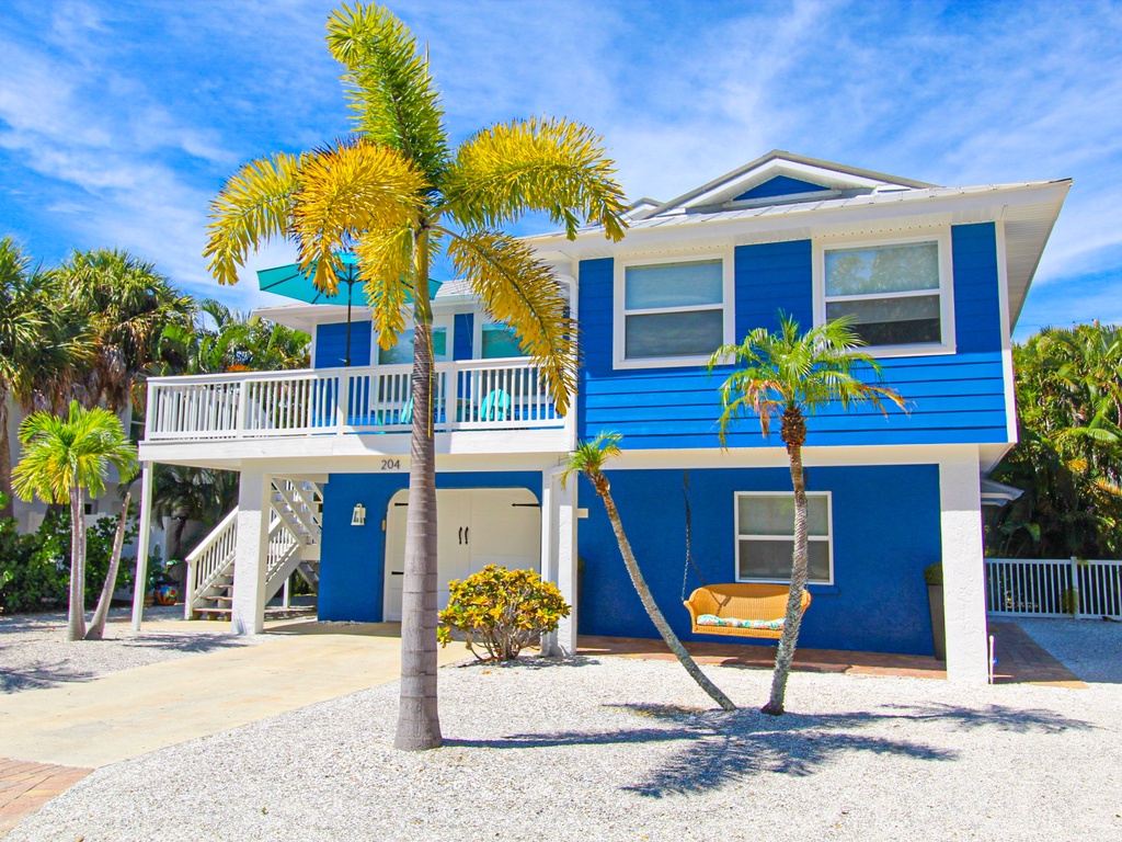 Pure Beach by AMI Locals