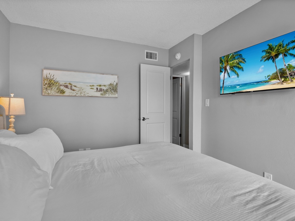 Primary Bedroom, King