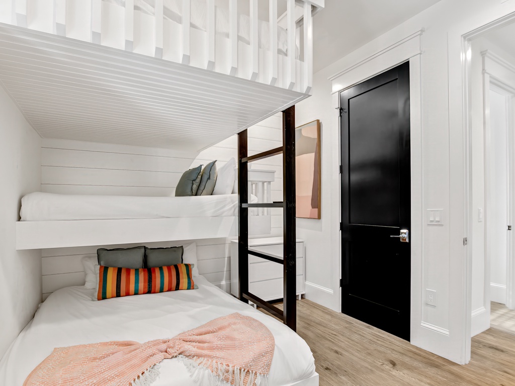 Sixth Bedroom - Full/Twin/Full Bunk - Main Floor