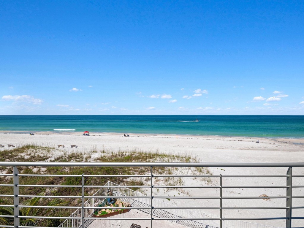 Anna Maria Wave - Anna Maria Accommodations