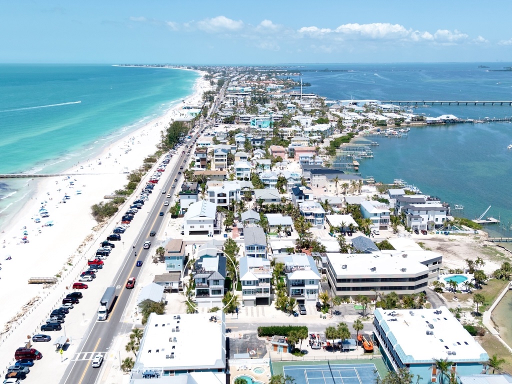 Prime Location Near the Beach