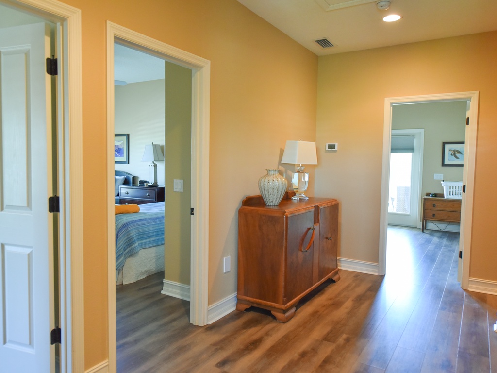 Hall to Floor 3