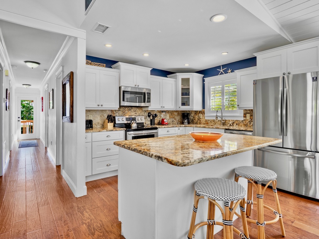 Fully equipped kitchen