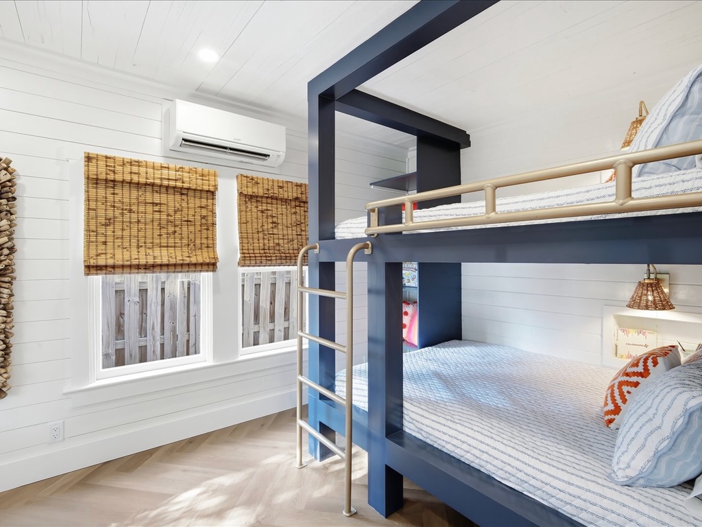 Double bunkroom