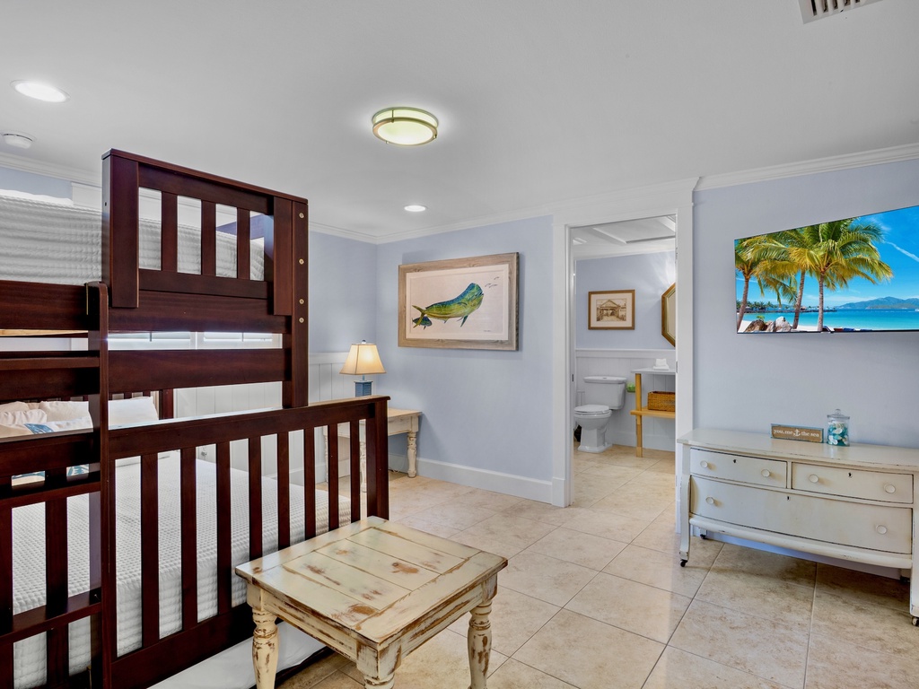 Third Bedroom, Twin-over-full bunk bed