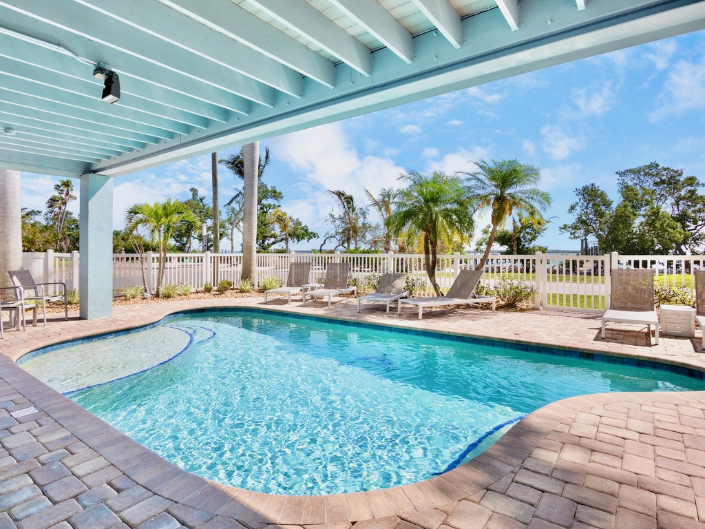 Private Pool