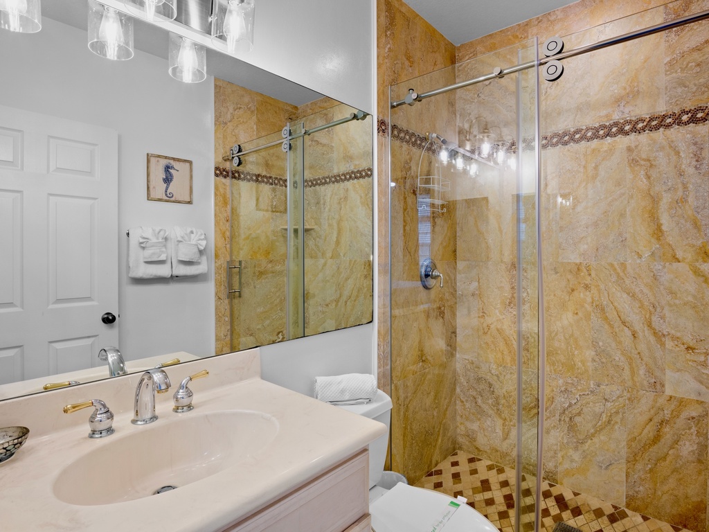 Primary Bathroom, Ensuite