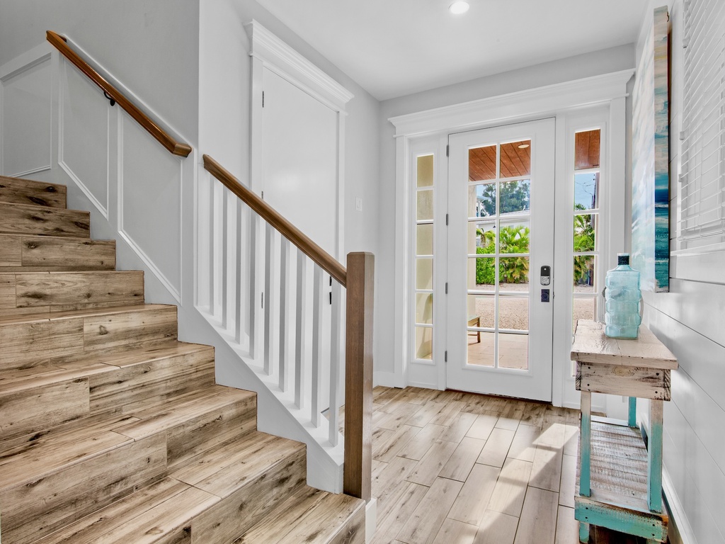 Cozy entry area