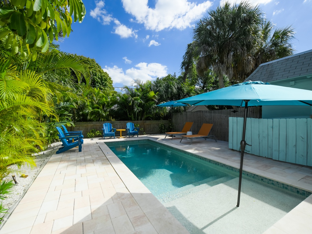 Private Saltwater Pool