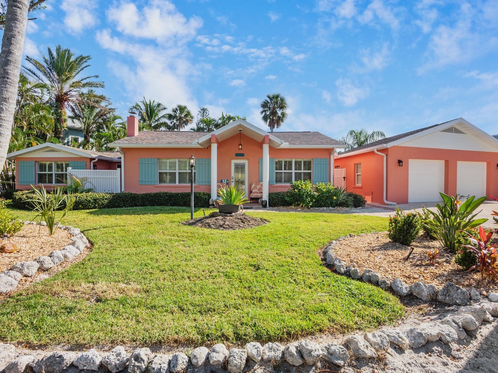 Coral Palms by Anna Maria Island Accommodations