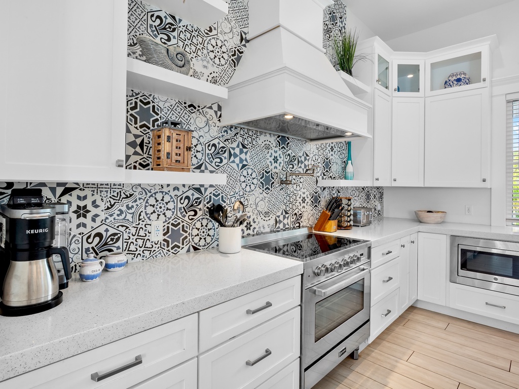 Fully equipped kitchen