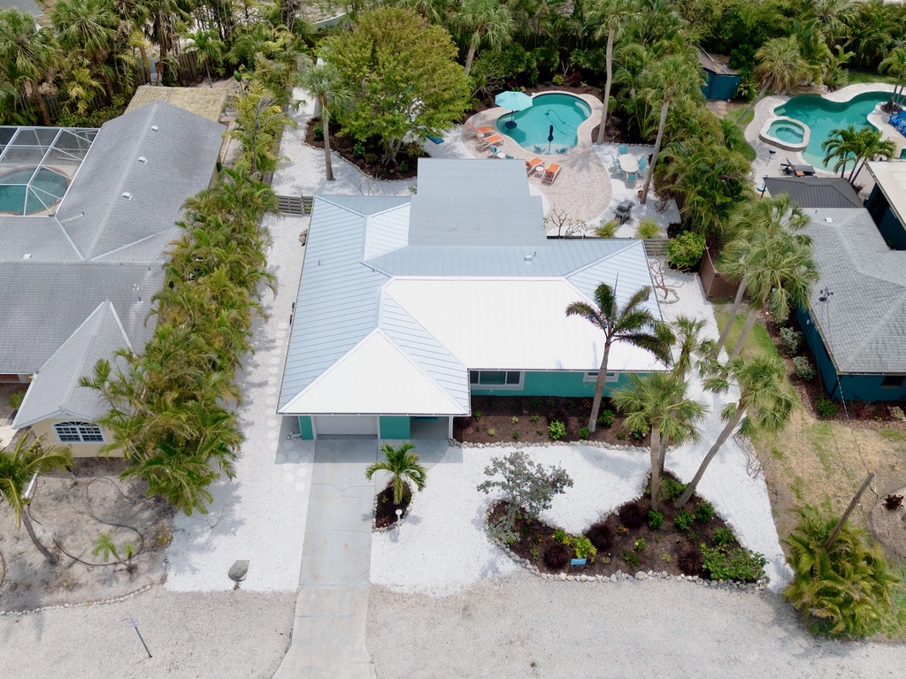 Casa Allegria by Anna Maria Island Accommodations