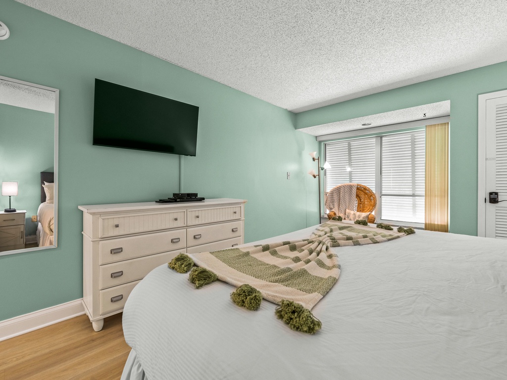 Primary Bedroom, King