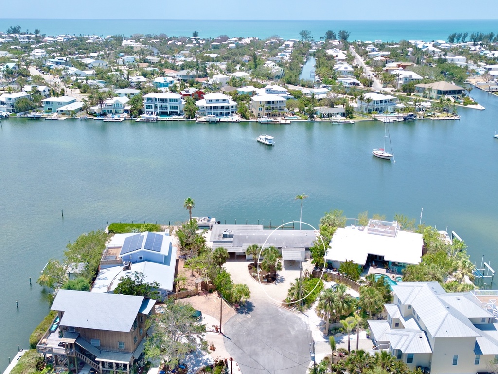 Aerial view of Bayfront House