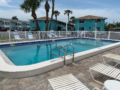 Bayside community pool