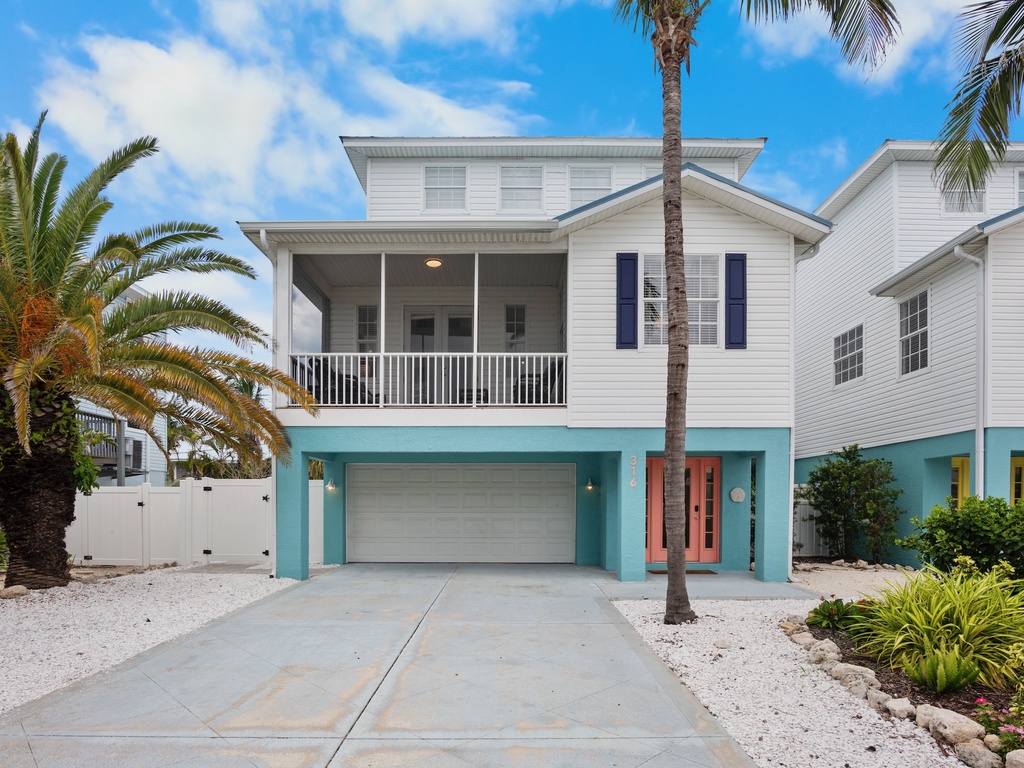 Sand Dollar by Anna Maria Island Accommodations