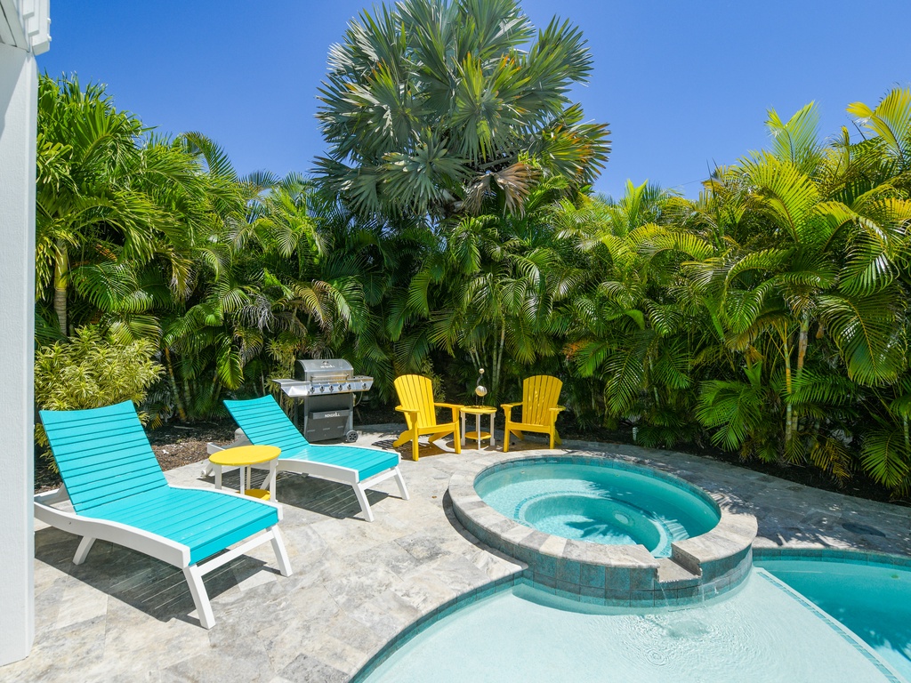 Private Pool and Spa