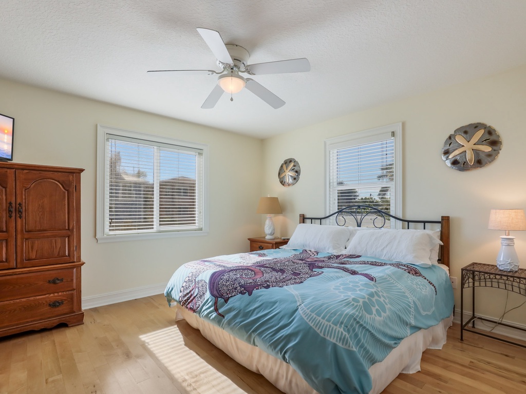 Second Bedroom, King