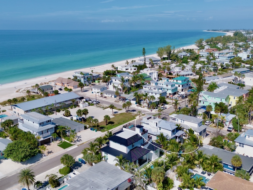 Coming In Hot by AMI Locals