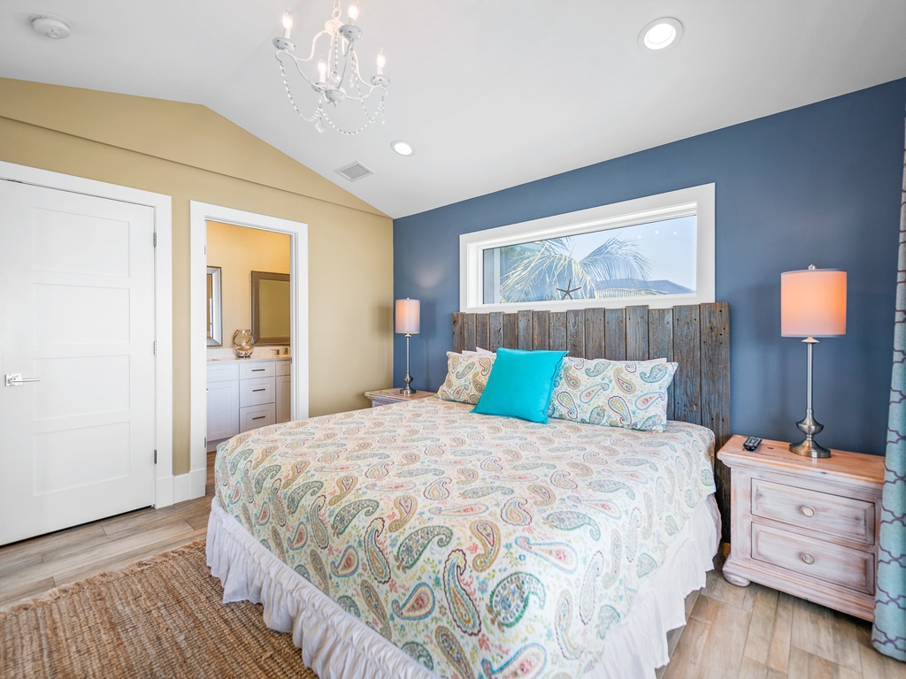 Second Bedroom - King