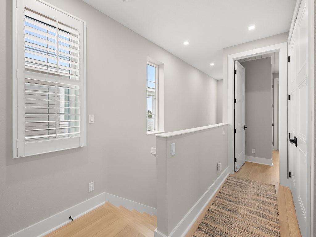 Third Bedroom - Twin / Full Bunk