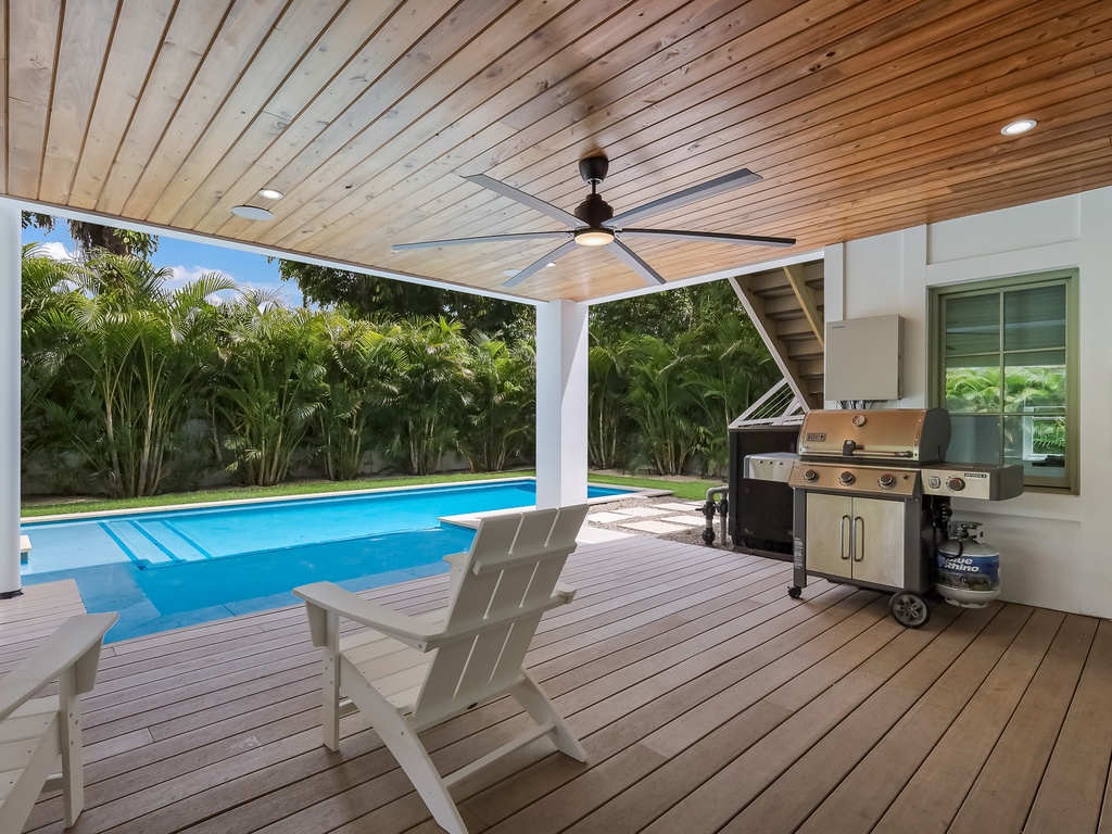 Covered Lanai and BBQ Grill