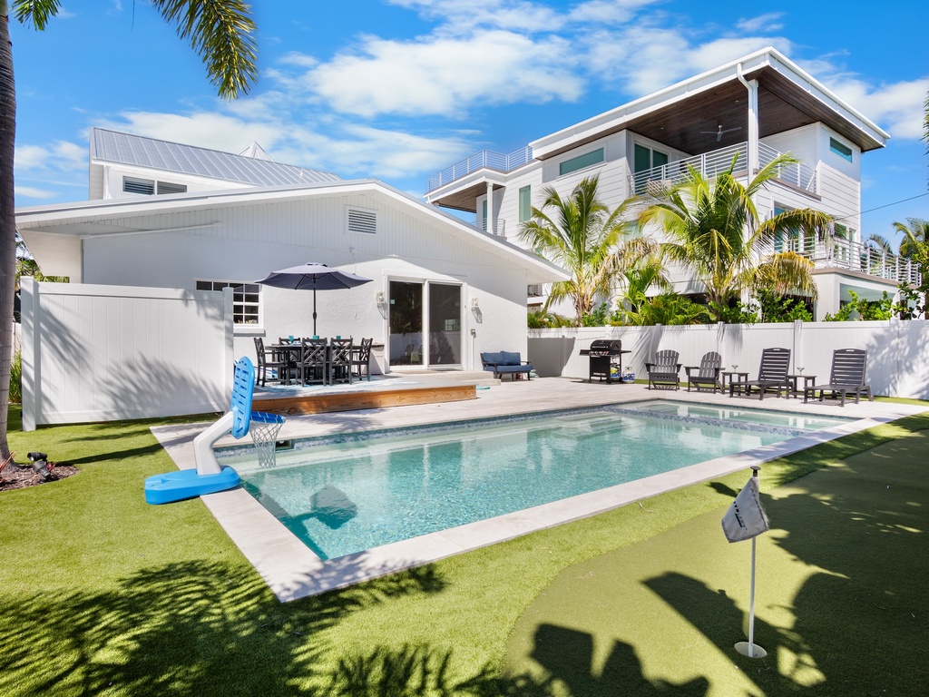 Pool, Spa, and Games