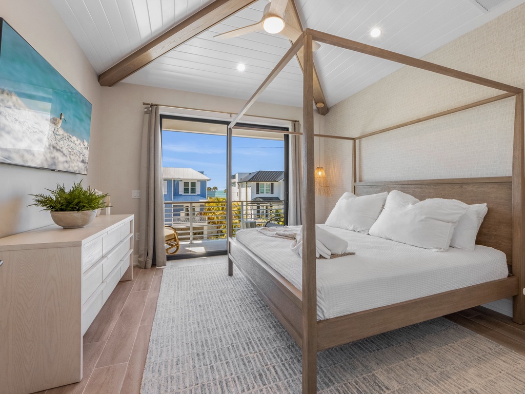 Primary Bedroom - King