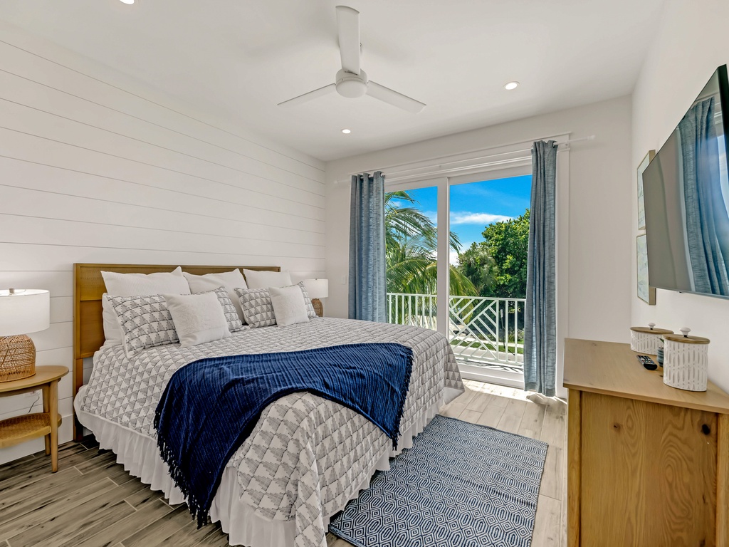 Third Bedroom - King